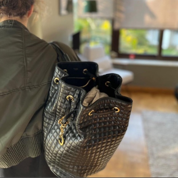 CELINE SMALL C CHARM BUCKET IN QUILTED CALFSKIN - Picture 6 of 8